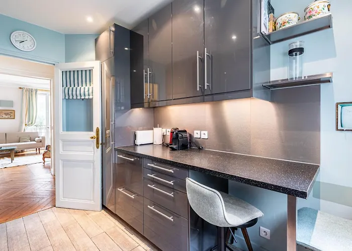 아파트 Guestready - Charming Gem Near Trocadero Square 파리