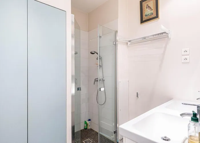 Guestready - Charming Gem Near Trocadero Square Апартаменты